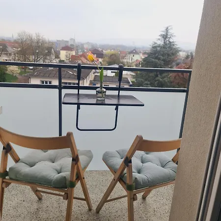 Kulla Avec Terasse 5mn Basel Airport Saint-Louis (Haut-Rhin)